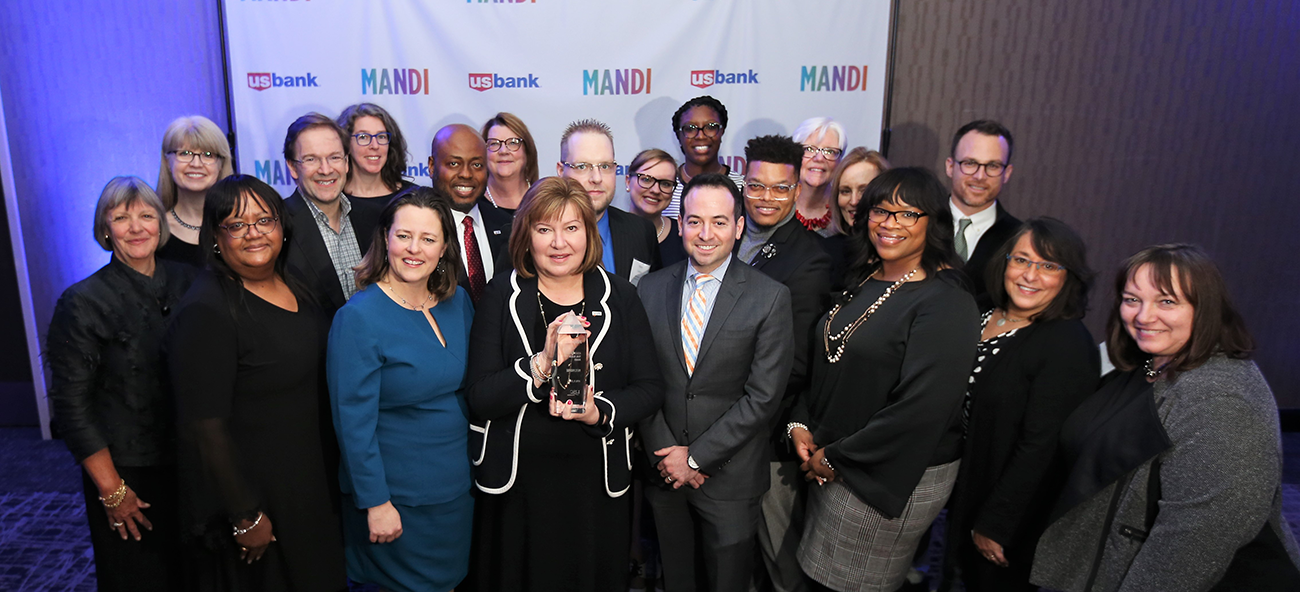 Dr Martin and group with MANDI Award pic