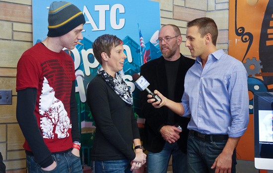 Wisconsin Senator Tammy Baldwin toured the Women in Technology Center 