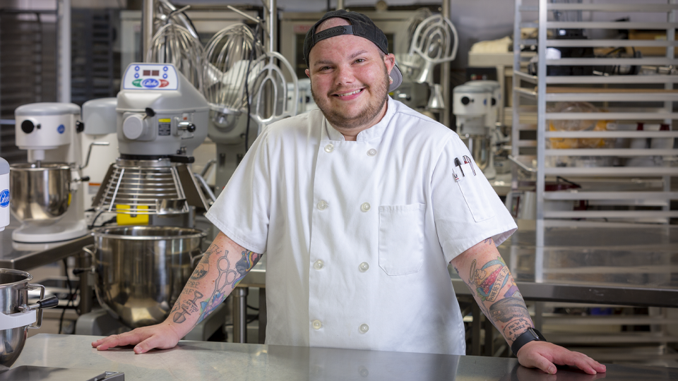 Cameron Settler at the Downtown Milwaukee Campus baking classroom